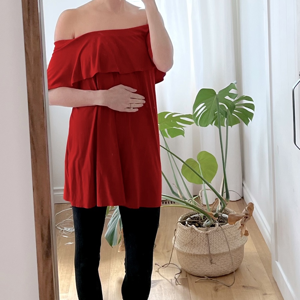 HOST PICK: Isabella Oliver off the shoulder maternity top red size 2
